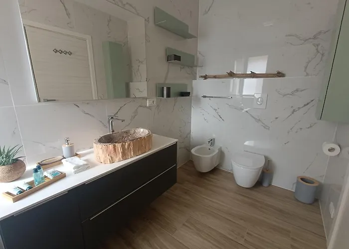 N 5 - Luxury Como